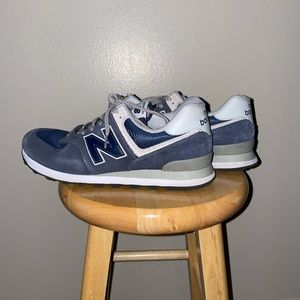 New Balance Men's 574 V2 Evergreen Sneaker